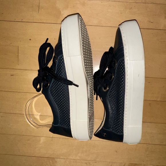 Like NEW AGL Perforated Platform Blue Leather Sneaker,38, CB2378 - Picture 3 of 5